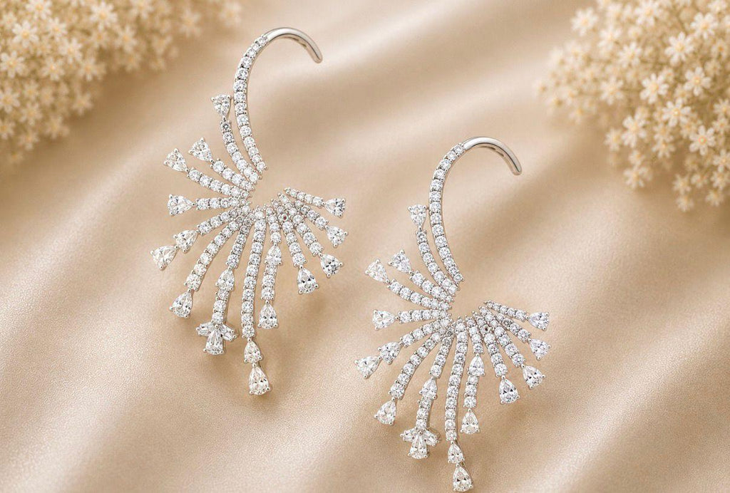 Royal Feather Ear Loop
