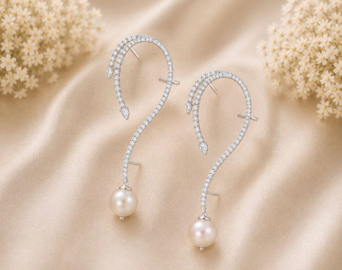 Curved Pearl Ear Loop