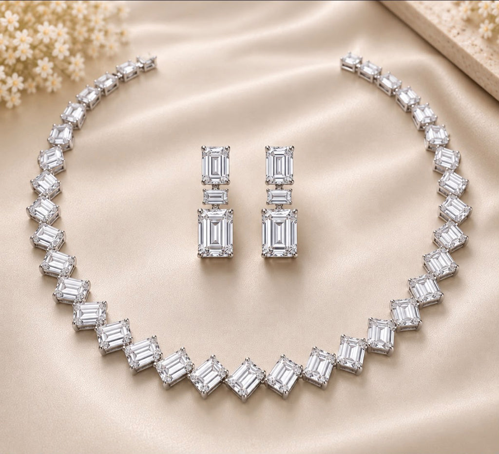 Emerald Line Necklace Set