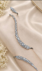 Aurelia Vine Handchain