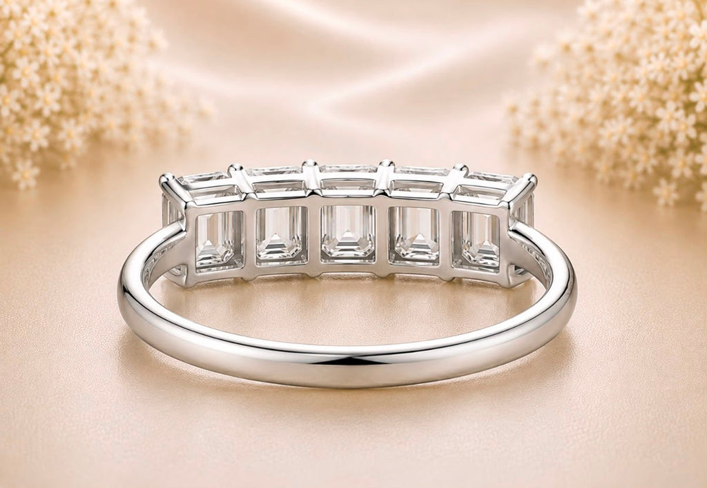 Emerald Harmony Ring