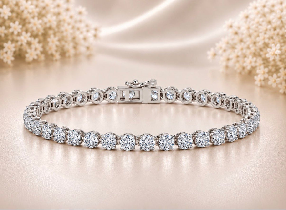 Diamond Lire Bracelet