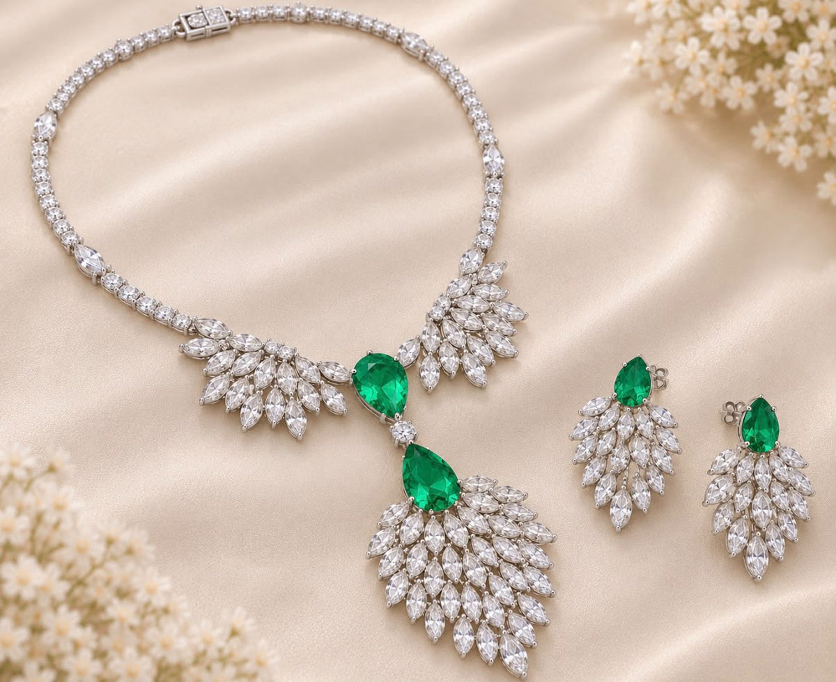Emerald Feather Necklace Set