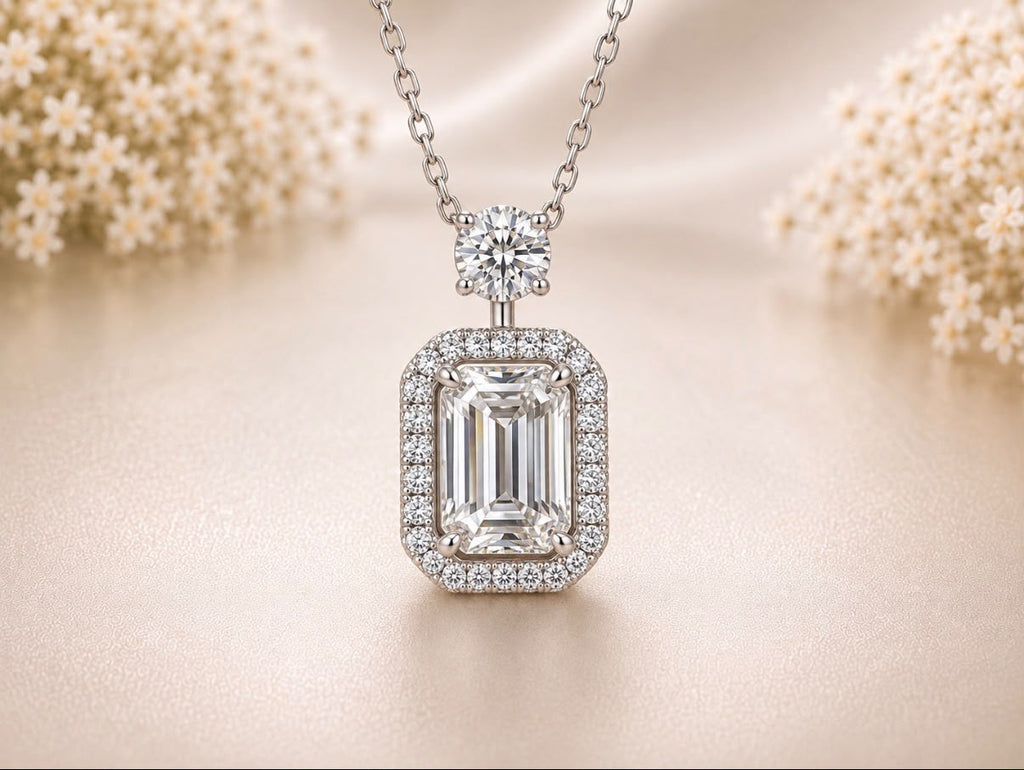 Elan Emerald Pendant